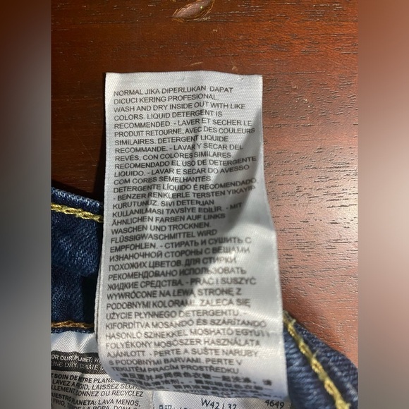 Levi’s 511 Jeans Mens Size 42x32 Medium Wash Straight Leg (Back Patch Missing) - Picture 10 of 10